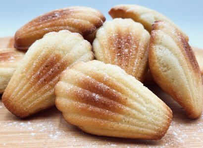 Madeleines à la fleur d'oranger